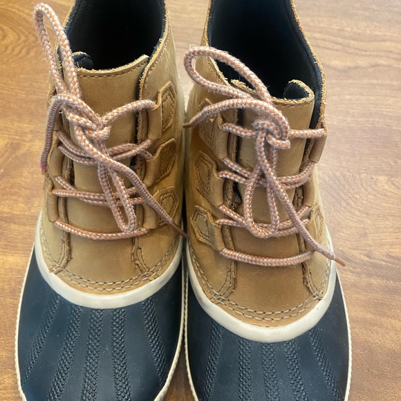 Sorel Slouch Boots - Picture 4 of 4